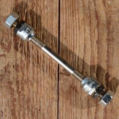 Achse Vorderrad, L=127mm, FG 7.9mm, incl. Konen u. Achsmuttern 
