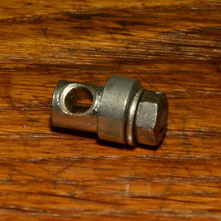 Strebenbefestigungsbolzen, M5 x 12 mm , orig. Altbestand 