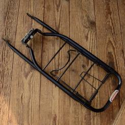 Gepäckträger, "PRIMATOR", schwarz, pass. f. 26er u. 28er Tourenräder, orig Altbestand 