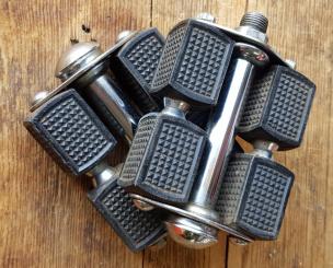 Pedalen "UNION", Damenausführung , Vierblock Luxus verchromt,  rare alte Neuware,  orig. 30er Jahre. 