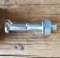 Sattelklemmbolzen aus deutscher Produktion, glanzverzinkt M8 x 45mm   