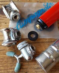 Gummidichtung orig. CAMPAGNOLO  für  Anschluß Luftpumpe "SILCA" an Campagnolo Kopfstück, original NOS 60-80er Jahre 