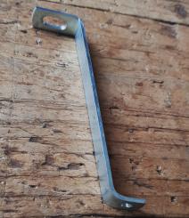 Halteblech für Kettenschutz / Vollkettenschutz, 70-90er Jahre Ausführung, glanzverzinkt, alte Neuware  