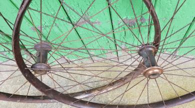 Laufradsatz für ca. 1900 Dreirad, Lastenrad, gr, Karren o.ä., 28 Zoll Wulstfelgen, Naben f. Steckachsen (innen ca. 20 mm)  