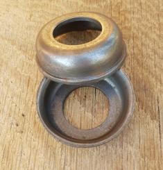 Tretlager Lagerschalen Satz,  Stahl , Einschlagmaß 40 mm, neu aus alten Beständen, passend für viele Tretlager. 