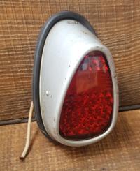 UNON Moped Rücklicht, Typ JRU830, gebraucht im guten Zustand, orig. 60er Jahre, Echtglas Einsatz 