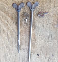 RIEMANN Karbidlaternen , Regulierschraube (ohne Feder) , Länge ca. 74 mm unterhalb Flügel, Gewinde 4 mm, rare, orig. alte Neuware ! 