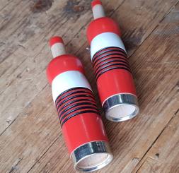 Holzgriffe,  ballige Form, zweifarbig lackiert, rot-weiß, 25 mm, 100mm lang, Dübelbefestigung, sehr hochwertig 