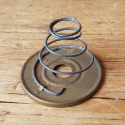 RIEMANN Karbidlaternen Bechereinsatz mit Feder, 56 mm, are, orig. alte Neuware !, ggf. mit leichter Patina   