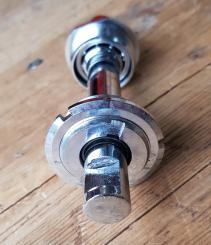 Tretlager / Innenlager passend f. Fahrräder mit BSA-Schraubgewinde (Chromschalen gedichtet) , Standardausführung m. 139.5 mm Achse 