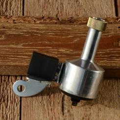 Dynamo, Aluminium Gehäuse, Anbau rechts, neu in 60-80er Jahre Bauart 