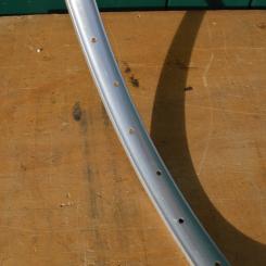 Felge 26 Zoll (22-559), Alu, gebraucht, 50er Jahre, Breite 29 mm, 36-loch, Ventilbohrung 8,5 mm 