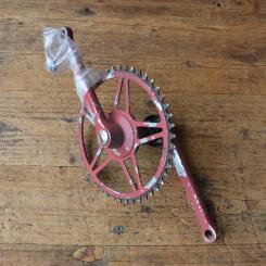 Tretlager Glockenausführung "Universal" 50er Jahre, Achslänge 135 mm, Kurbellänge 172 mm 