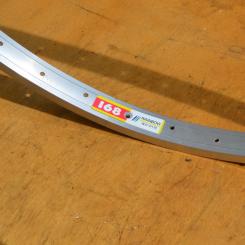 Felge "Rainbow" 26 x 1,5/1,75, Bretie 30 mm, Ventilbohrung 8,5 mm, Lochzahl 36, Gebrauchsspuren 