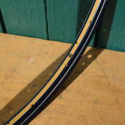 Felge 28 x 1,75 für Drahtbereifung, 36-loch, Breite 35 mm, schwarz, Linierung geflammt blau/weiß 