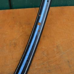 Wulstfelge 26 x 1 ½, 36-loch, Breite 33 mm, Linierung hellblau/weiß, 