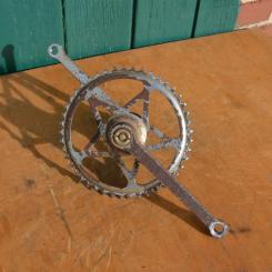 Tretlager Glockenausführung "NSU" für 40x70 mm Tretlagergehäuse. 50er Jahre. 