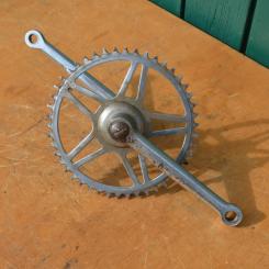 Tretlager Glockenausführung für 40x70 mm Tretlagergehäuse. 60/70er Jahre.  