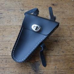 Werkzeugtasche, Leder, schwarz, Beschläge vernickelt, ca. 160 x 110 mm 