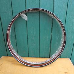 Wulstfelgensatz 28 x 1,5, Linierung rot/weiß, 36-loch, Breite ca. 32 mm, NOS 