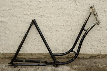 Fahrradrahmen "MUFAG",  Damenausf., 28 Zoll,  RH=55cm, orig. 50er J., ohne Gabel,  ohne Tretlager 