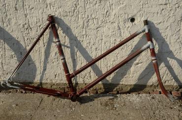 Fahrradrahmen  "ADLER",  Damenausf., Sport, weinrot , 26 Zoll,  RH=55cm, 50er J., incl. Gabel ohne Tretlager 