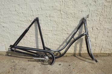 Fahrradrahmen "Wanderer" Damenausf. 26 x 2,00 Ballon, Stahl, RH=55 cm, 30er Jahre.  