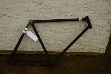 Fahrradrahmen "Opel" Herrenausf., Muffelos, partiell mit kleinen Dellen, 28 Zoll, Rahmenhöhe 57 cm 