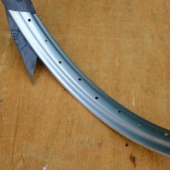 Felge "Ruhrwerk" 23 x 2,00, silber lackiert, Breite 39 mm, Bohrungen 4,5 mm 