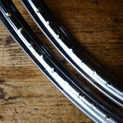 Felgensatz "Silverseal" 1.20-17 (21 x 2.25) , 36 Loch,  NOS, Breite 45 mm 