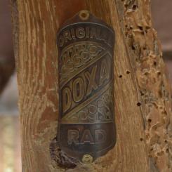 Steuerkopfschild DOXA RAD, Originalschild aus Sammlungsbestand 