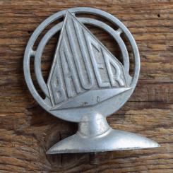 Schutzblechfigur BAUER, Alu Druckguss, orig. Altbestand 50er Jahre, Zustand siehe Bild 