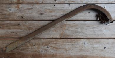 Kettenschutz "PAGE", Länge c.a. 55 cm, orig. 30er J., unrestaurierter Zustand gem. Bildern  