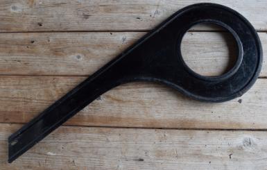 Kettenschutz "RIXE", Länge c.a. 55 cm, orig. 60er J., unrestaurierter Zustand gem. Bildern    