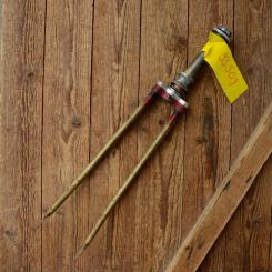 Gabel 26"orig. 60er J. unrestauriert, Schaftlänge 171 mm, Scheidenlänge 362 mm, Weite oben 56 mm, Zustand siehe Bilder  