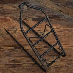 Gepäckträger, orig. 50er Jahre, gebraucht mit Gebrauchsspuren s. Bilder, Breite 14,5cm, Höhe c.a. 34cm 