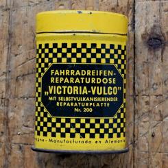 Flickzeug Blechdose "VICTORIA-VULCO" orig. 50er Jahre, 68 x 49 x 25 mm, ohne Inhalt 