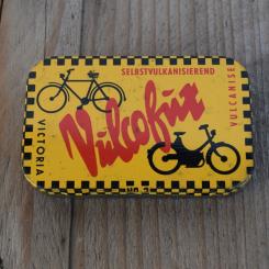 Flickzeug Blechdose "VULCOFUX" orig. 50 er Jahre, 79 x 50 x 16 mm, ohne Inhalt 