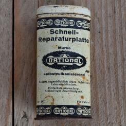 Flickzeug Blechdose "NATIONAL" orig. 30er Jahre, 82 x 42 x 24 mm, ohne Inhalt 