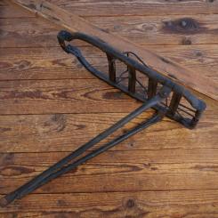 Gepäckträger, orig. 30er Jahre, schwarz, schwere, breite Ausf., für 26 Zoll, gebr. 