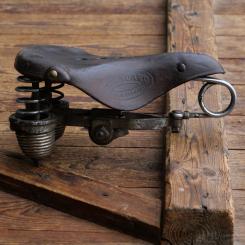 Sattel, Herren, STANDARD, Leder braun, Gestell verchromt, 30er J., gebr. 