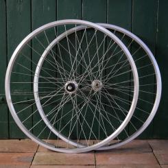 Laufradsatz SCHÜRMANN Double Master 26 Zoll (559), für Drahtreifen, SHIMANO 7-fach Kassettennabe, gebr. 