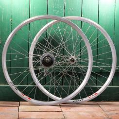 Laufradsatz "Grünert Dynamic", 26 Zoll (559), Nexus Inter 7 Rücktritt, NOS 