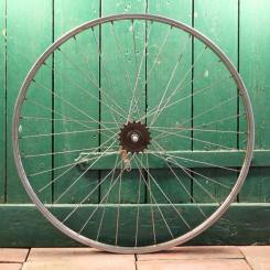 Hinterrad, orig. 80er J., 26 Zoll (559mm), WEINMANN Westwood-Felge niro, Torpedo-Nabe,  NOS 