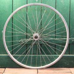 Vorderrad 24 Zoll (507), für Drahtbereifung, Alu-Felge, Nabe für Schnellspanner, gebr. 