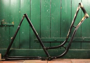 Fahrrad - Damenrahmen Schwanenhalsform "Jagdring" 28 Zoll, 1960er J., Originallack 