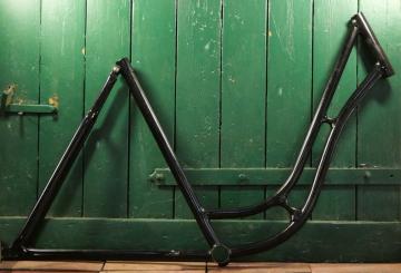 Fahrrad - Damenrahmen Schwanenhalsform "Dürkopp" 28 Zoll, 1930er J., neu gepulvert 