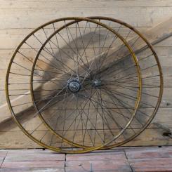 Laufradsatz, 26 Zoll (571), 1939, für Wulstbereifung, Holzdekor, Linien schwarz, Naben F&S verchromt, gebr. 