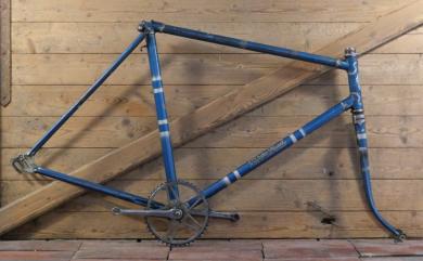 Fahrradrahmen RÖHN für Sportrad, Herren, 26 Zoll, Stahl, 50er J., blau/silber, Linien weiß, gebr. 