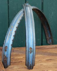 Schutzbleche Satz NSU, 26 Zoll, Damenausführung, 50er J., blau-metallic, Linien weiß/gold, gebr. 